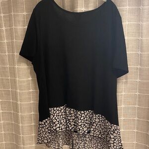 🌼Waffle Black Top with Daisy Hem